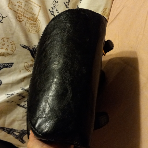 EUC Sharp Faux Leather Purse Adj Shoulder & Buckled Backpack Straps + Handle Blk - Picture 2 of 7